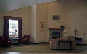 Отель Comfort Suites At Royal Ridges