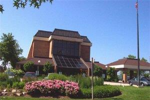 Отель St. Louis Airport Pear Tree Inn
