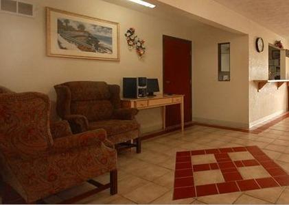Отель Econo Lodge 