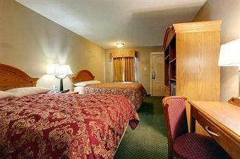 Отель Econo Lodge Inn & Suites