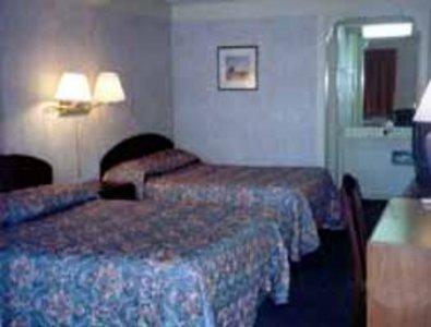 Отель Knights Inn Elkton