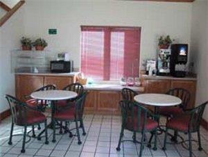 Отель Howard Johnson Inn Biloxi Ocean Springs