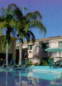 Отель Quality Inn & Suites