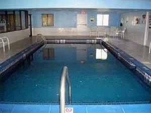 Отель Quality Inn & Suites