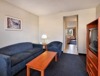 Отель Ramada Limited San Marcos