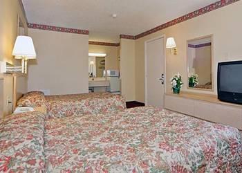 Отель Rodeway Inn Maple Shade