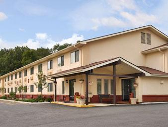Отель Super 8 Newburgh