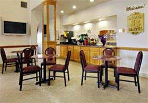 Отель Super 8 Motel - Fairfield, Tx