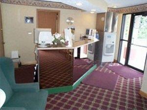 Отель Super 8 Motel - Englewood, Oh