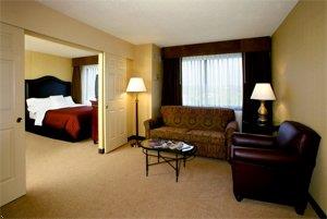 Отель Sheraton Fairplex Hotel