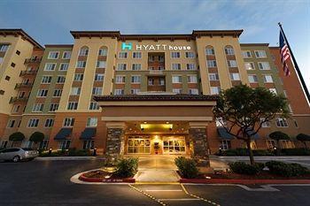 Отель Sierra Suites Santa Clara