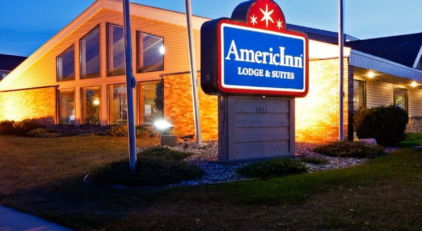 Отель AmericInn of Fargo
