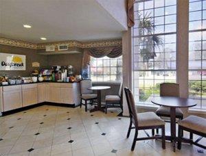 Отель Days Inn Nacogdoches