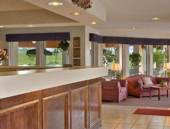 Отель Baymont Inn and Suites Freeport