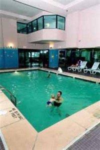 Отель Quality Inn & Suites