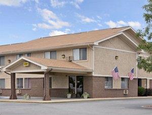 Отель Super 8 Motel - Franklin Middletown Area