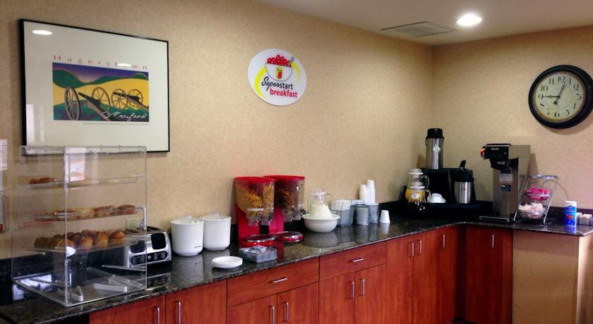 Отель Super 8 Motel - Hagerstown