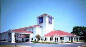 Отель Sleep Inn & Suites