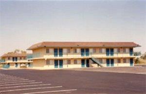 Отель Elk City Travelodge