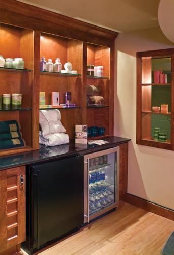 Отель Larkspur Landing Hillsboro Hotel
