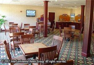 Отель Holiday Inn Express Hotel & Suites GIBSON