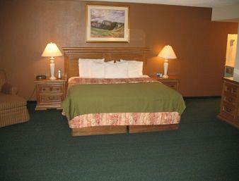 Отель Quality Hotel & Convention Center