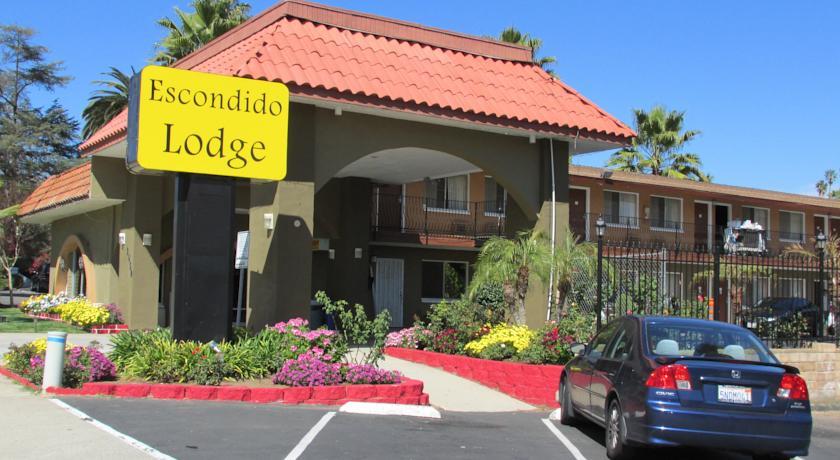 Отель Econo Lodge