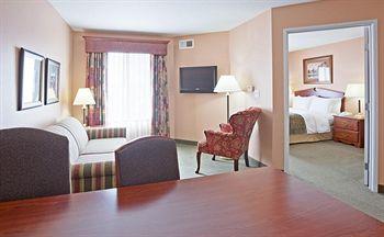 Апартаменты GrandStay Sheboygan