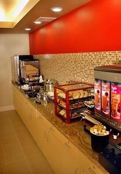 Отель TownePlace Suites Sacramento Roseville