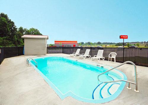 Отель Econo Lodge Rockmart