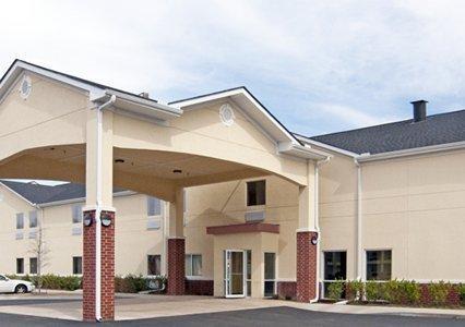 Отель Econo Lodge Inn & Suites 