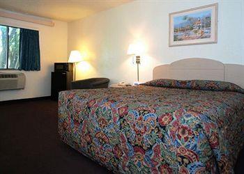 Отель Rodeway Inn Tallahassee