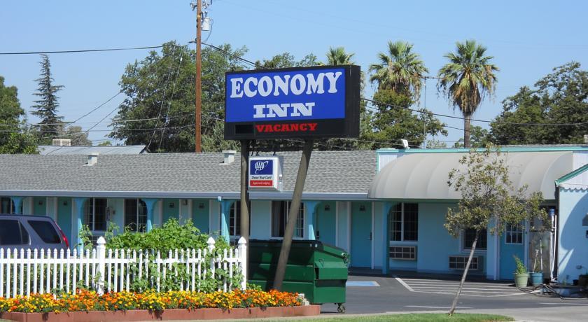 Отель Economy Inn