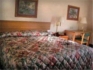 Отель Red Roof Inn St Robert