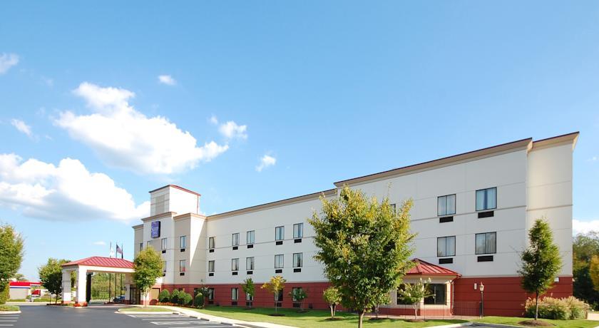 Отель Sleep Inn & Suites