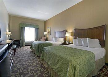 Отель Best Western Orangeburg Inn & Suites
