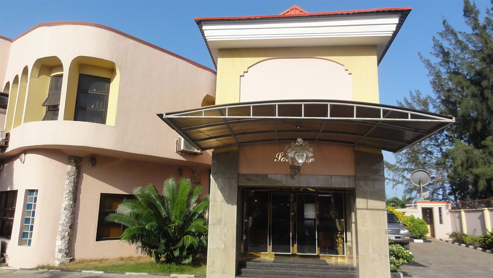 Отель Solitude Hotel