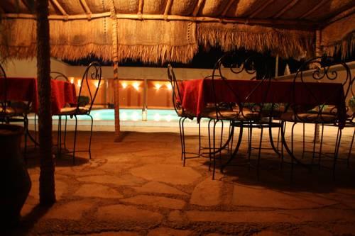 Хостел Auberge Ouadjou