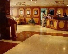 London Crown I Hotel Apartments 