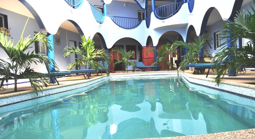 Отель Hacienda