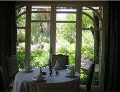 Отель Hôtel des Cascades Ecolodge