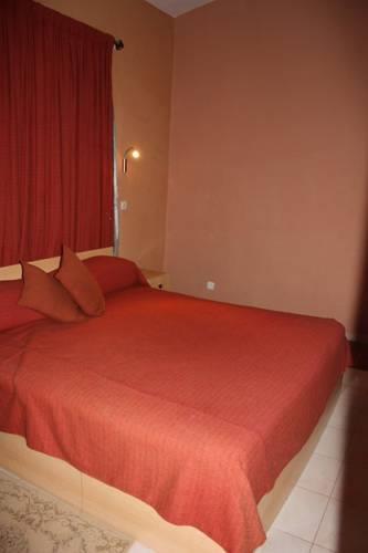 Отель Iris Hotel