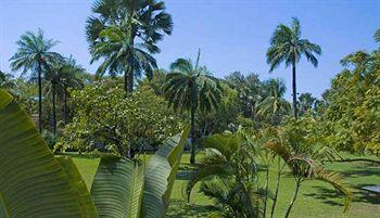 Отель Senegambia Beach Hotel