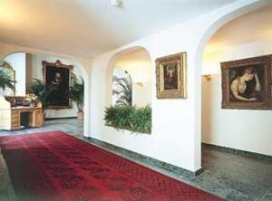 Отель Quadratscha Swiss Quality Hotel