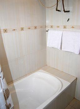 Acacia Guest Lodge North Kaneshie