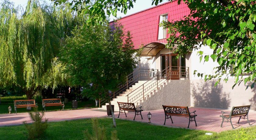 Гостиница Бережок База Отдыха