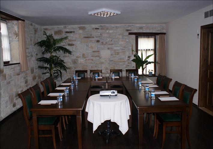 Отель Griffon Hotel