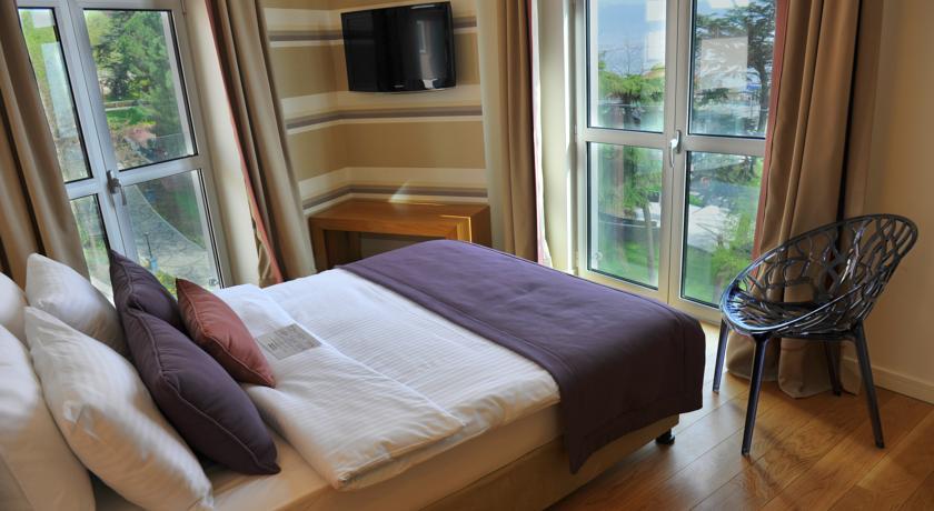 Отель Wes Hotel