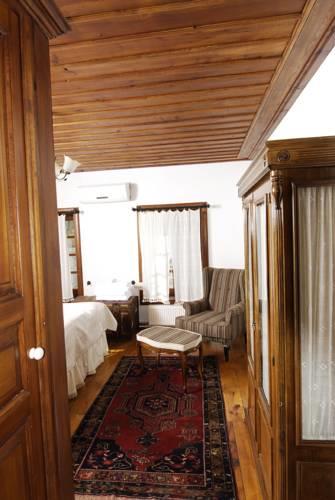 Гостевой дом Collage House Hotel