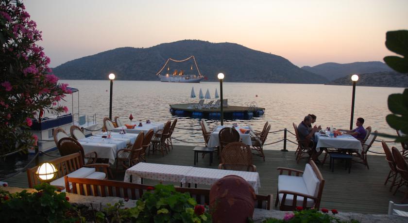 Отель Hotel Aphrodite